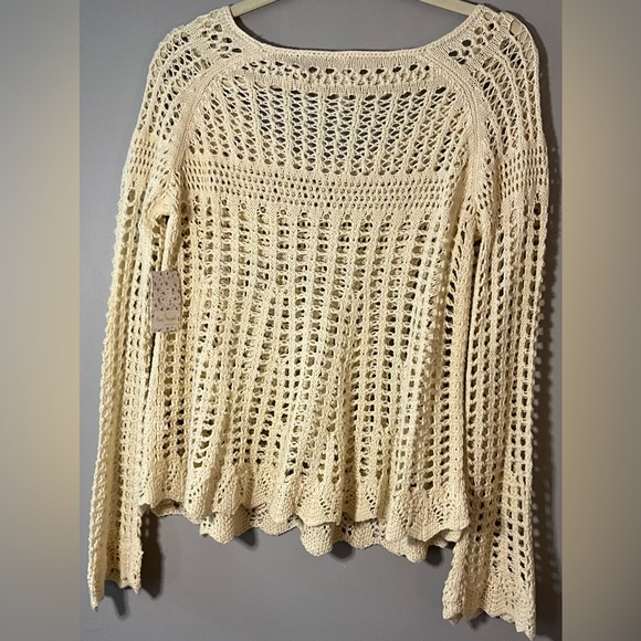 Free People Annabelle Ivory Crochet Bell Long Sleeved Sweater NWT Size Small - Picture 3 of 4